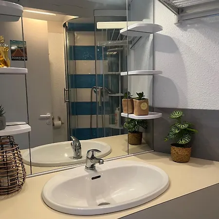 1-bedroom Sea-view With Terrace, Sleeps 4 * 阿格德